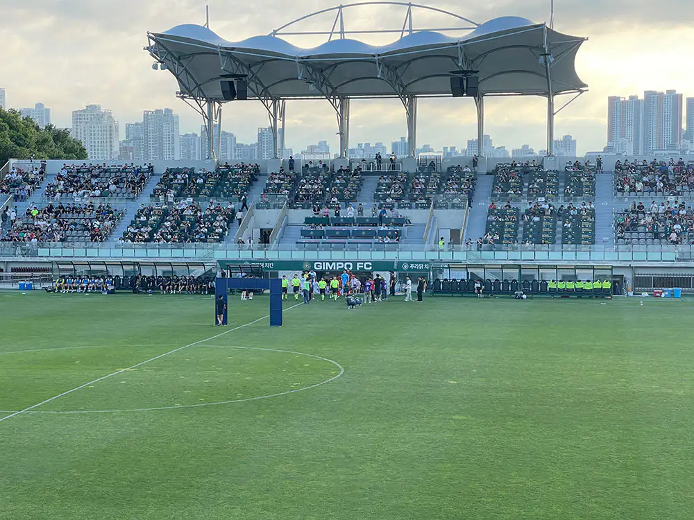 김포 FC와 인천 유나이티드 경기 전