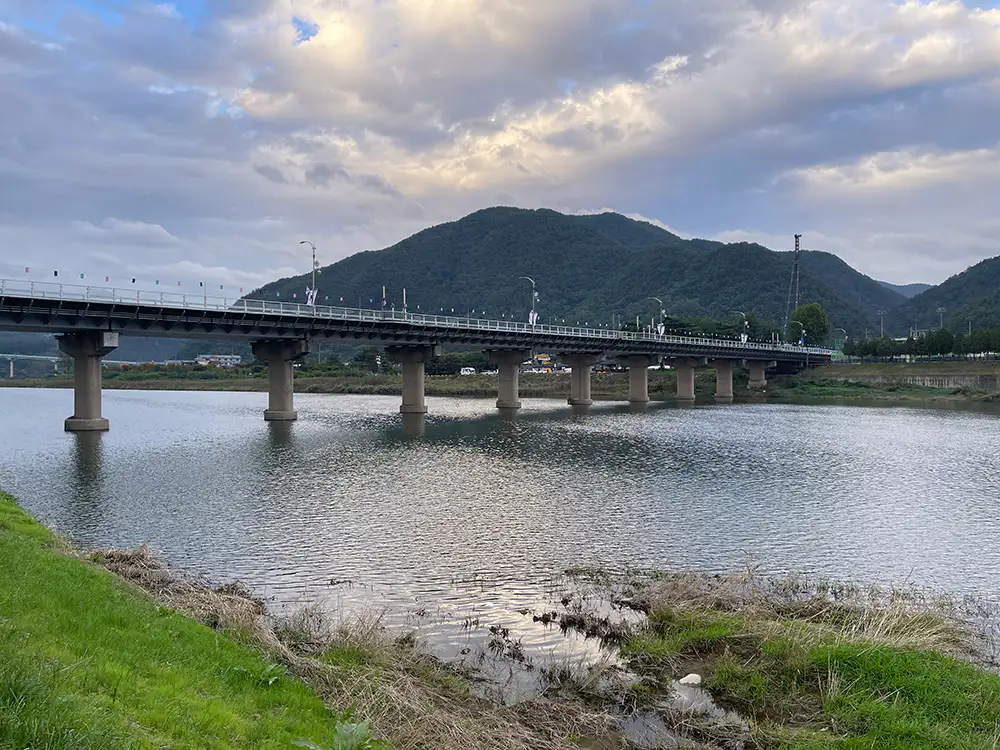 정선 아리랑 공원 주차장에서 본 풍경