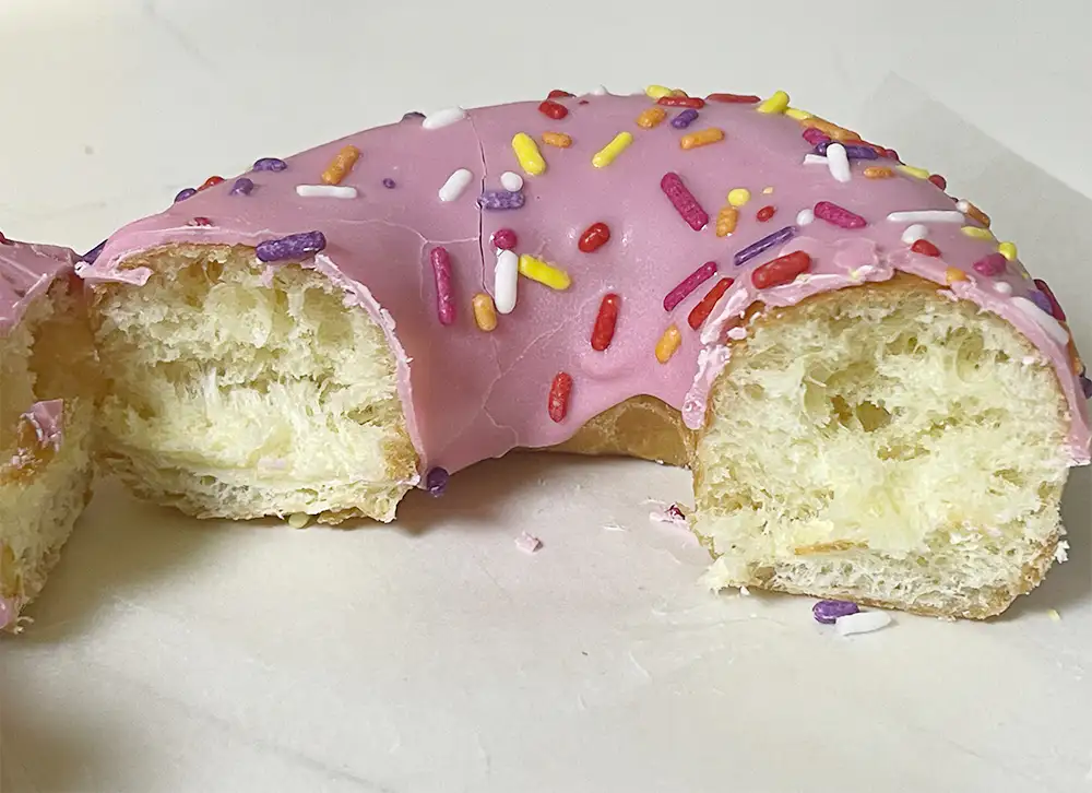 던킨 심슨 핑크 도넛 단면