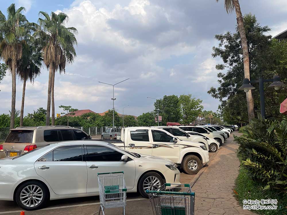 rimping mart parking