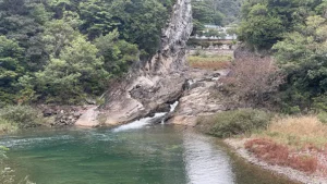 동강 드라이브 미리내 폭포